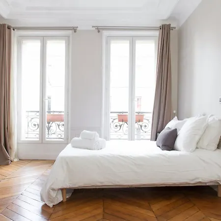 公寓 Francs Bourgeois - Marais - 2br - Cityapartmentstay 巴黎